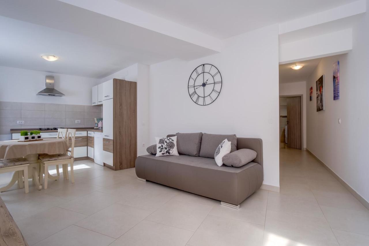 Apartment Angela Čunski Eksteriør billede